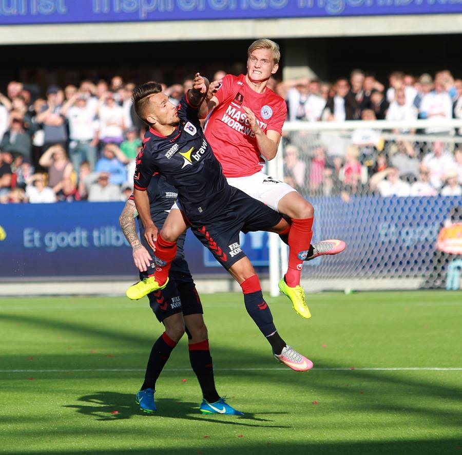 Foto:Ulla Myrhøj
Gustav Dahls i første kamp på Jysk Park mod AGF